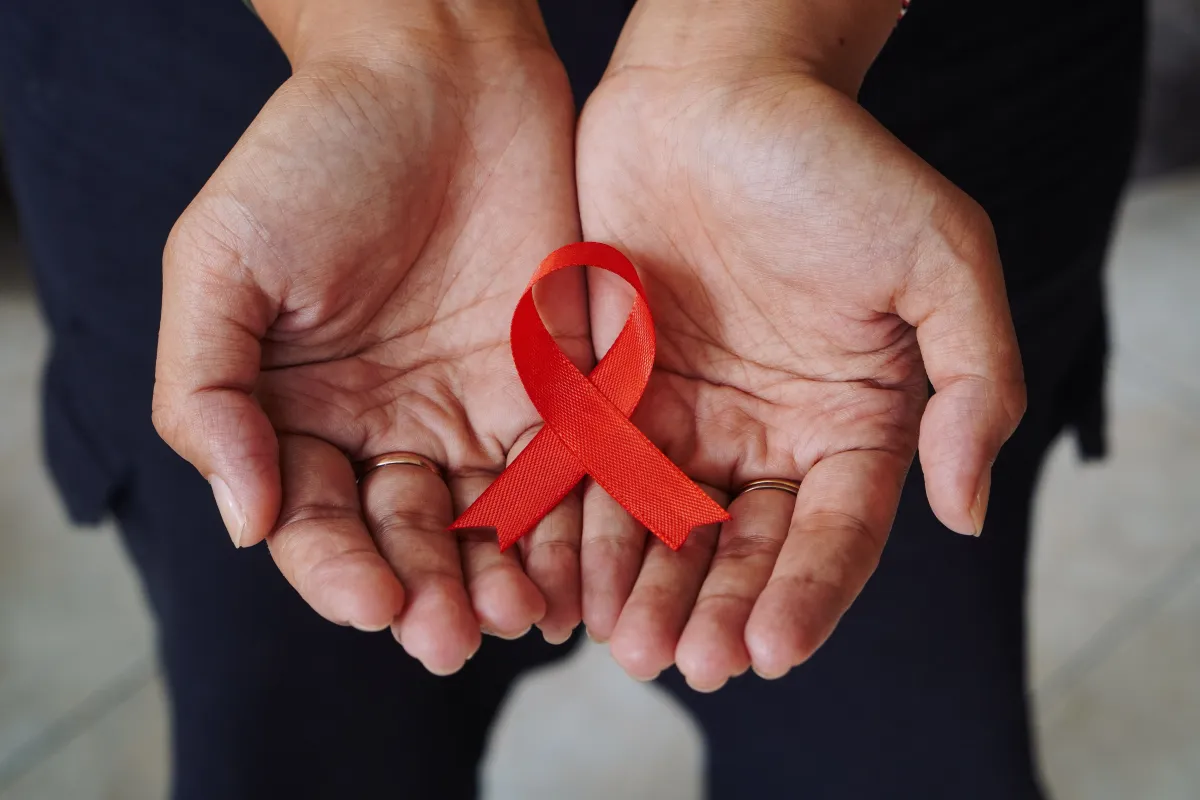 OPAS vai ampliar acesso a remédio contra HIV para 14 países
